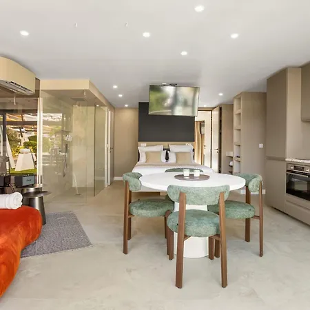Willa Passage Luxury 2 Facing Port Nature Walkways *